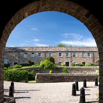 Archway of Lodge Yard, Askrigg