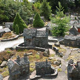 From Miniature Villages to Roman Settlements