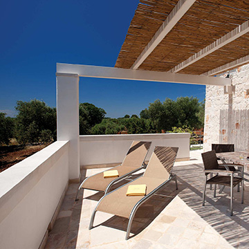 Outdoor seating to relax in the shade