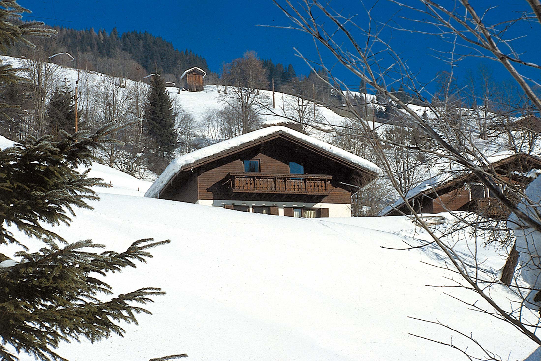 Perfect snowy location perfect for skiing holidays